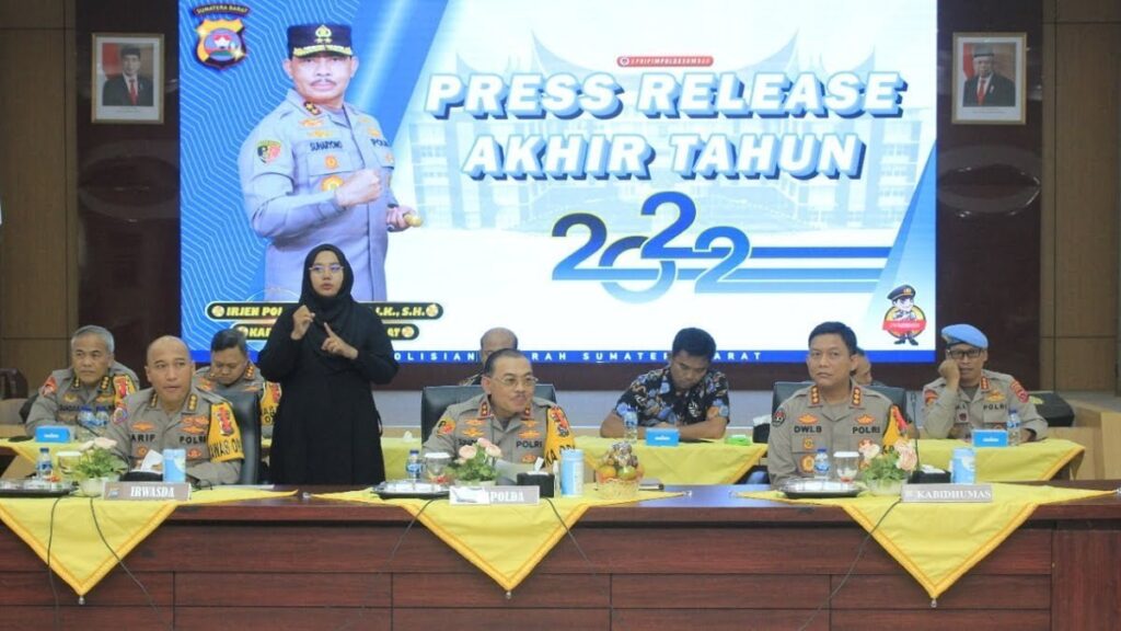 Press release akhir tahun Polda Sumbar. (Humas)