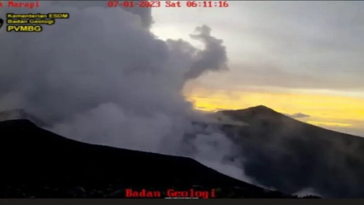 Visual Erupsi Gunung Marapi (ANTARA/HO-PVMBG)