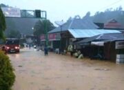 Sering Akibatkan Banjir, Kondisi Drainase di Painan Dikeluhkan Warga