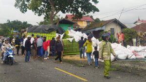 Kecelakaan di Jalan Lintas Padang-Bukittinggi pada Kamis (26/1/2023) sore. (Foto: Dok. Istimewa)