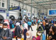 Selama Nataru, PT KAI Catat 4,4 Juta Orang Gunakan Kereta Api