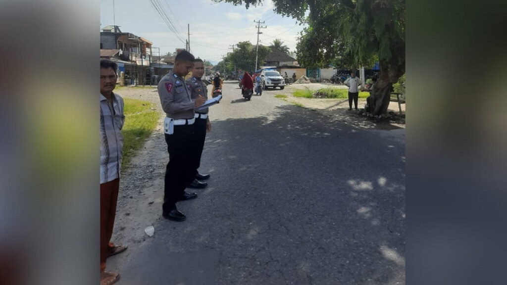 Kecelakaan lalu lintas di Lubuk Basung pada Kamis (26/1/2023) pagi. (Foto: Radarsumbar.com / Dok. Satlantas Polres Agam)