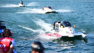 Balapan F1 SuperBoat di Danau Toba (Foto: BPMI Setpres)
