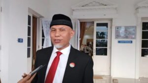 Gubernur Sumatera Barat Mahyeldi. (ANTARA/Miko Elfisha)