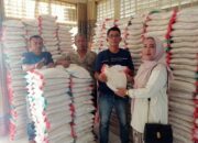 15 Tahun Gerindra, Rachmad Wijaya terus Bagikan Beras untuk Warga