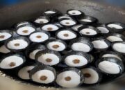 Kue Mangkuak Sayak, Panganan Unik Legendaris di Kota Padang