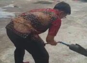 Kesal Dirazia, Pria di Padang Ini Hancurkan Sendiri Knalpot Brongnya