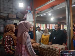 Sidak Ombudsman RI ke Pasar Raya Padang pada Jumat (17/3/2023) pagi. (Foto: Dok. Ombudsman Sumbar)