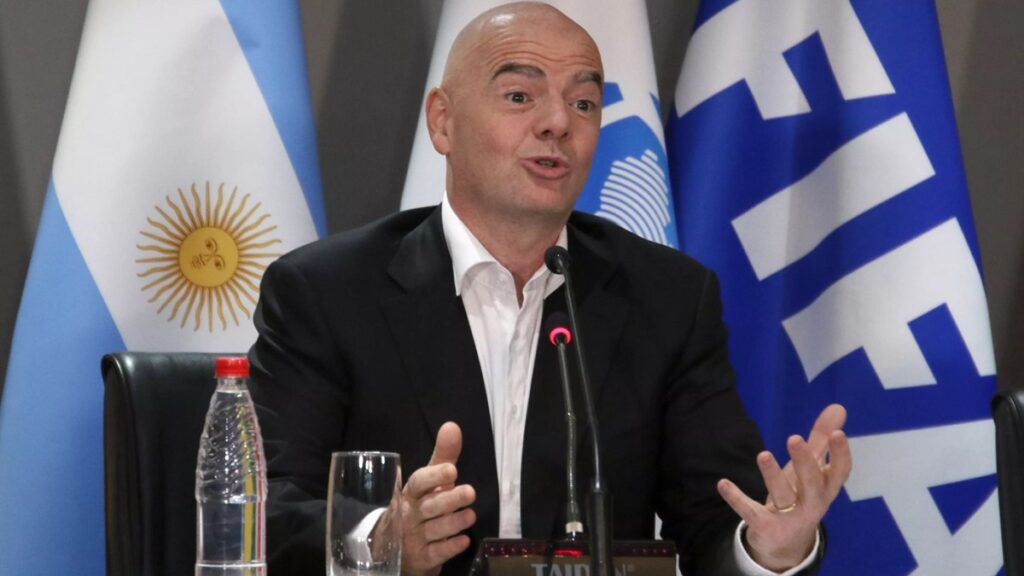 Presiden FIFA Gianni Infantino. (Foto: Christian Alvarenga/Getty Images)