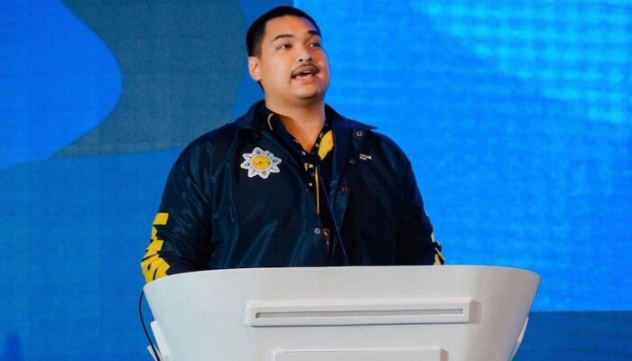 Menpora Dukung Perbaikan Stadion GOR Dharmasraya, Siap Kawal Anggaran Pusat