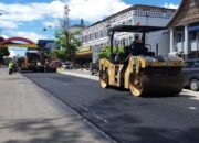 Pengaspalan Jalan Utama di Bukittinggi Dikebut jelang Lebaran