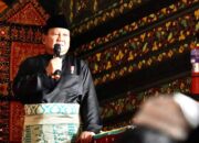 Hadiri Batagak Gala di Tanah Datar, Prabowo: Rakyat Sumbar sangat Setia
