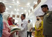 Pemko Bukittinggi Salurkan Beras untuk 4.464 Kepala Keluarga
