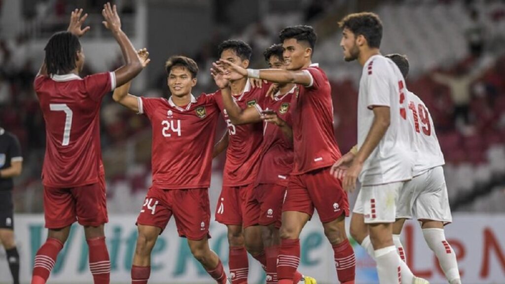 Selebrasi pemain Timnas U-22 saat mencetak gol ke gawang Lebanon. Garuda Nusantara takluk 1-2. (Dok. PSSI)