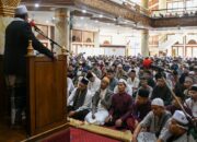 Seribuan Masyarakat Salat Idul Fitri 1444 H di Masjid Raya Jabal Rahmah Semen Padang