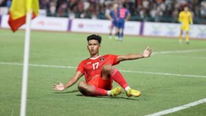 Selebrasi Irfan Jauhari usai melesatkan gol di awal babak tambahan saat laga final sepakbola SEA Games 2023. Indonesia menang dengan skor 5-2. (Dok. PSSI)