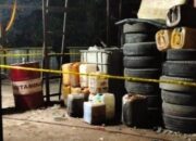 Diduga Simpan BBM Oplosan, Gudang Minyak Tanah di Padang Dipasangi Garis Polisi