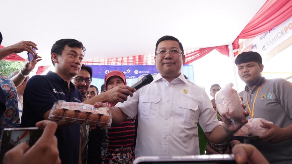 Bantuan telur dan daging untuk Keluarga Risiko Stunting (KRS) di Indonesia. (Dok. istimewa)