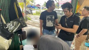 Pelaku buron 8 bulan usai menghamili pacarnya ditangkap di Padang. (Foto: Dok. Polres Agam)