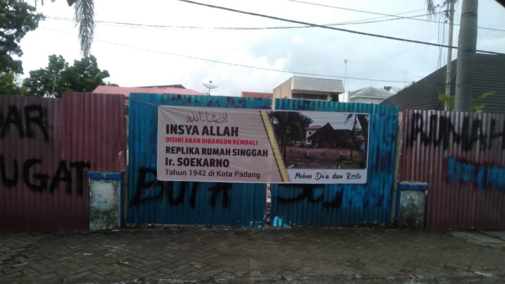 Rumah Singgah Soekarno di Jalan A. Yani, Kota Padang dibangun kembali setelah sebelumnya sempat menjadi polemik. (Dok. istimewa)