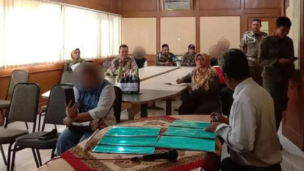 Sidang tipiring pelanggar Perda di Padang. (Dok. Infopublik)