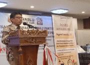 Antisipasi Pelanggaran saat Vermin, Bawaslu Agam Awasi Dokomen Bacaleg di Silon