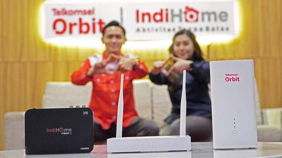 Mulai 1 Juli 2023, secara legal IndiHome akan resmi berada dalam pengelolaan Telkomsel. Kesepakatan integrasi IndiHome ke Telkomsel ini merupakan wujud nyata implementasi inisiatif Fixed Mobile Convergence (FMC) TelkomGroup. (dok. Telkomsel)