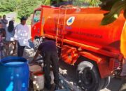 Pemkot Padang Salurkan Air Bersih ke Wilayah yang Alami Kekeringan