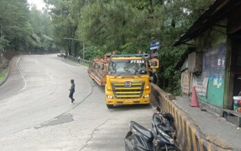 Jalur ekstrem Sitinjau Lauik. (Foto: Dok. Radarsumbar.com)
