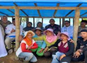 Curhat Emak-emak di Pelosok Tanahdatar ke Andre Rosiade, Ngaku Hidup tanpa Listrik Puluhan Tahun