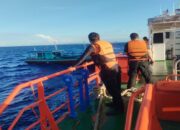 Tim SAR Gabungan Evakuasi Kapal Nelayan Mati Mesin di Laut Mentawai