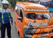 Terobos Lampu Merah, 5 Angkot Ditilang Unit BM Polresta Padang