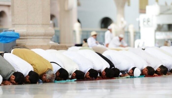 Sholat Idul Adha 2025 Jatuh pada Hari Jumat, Apakah masih Wajib Jumatan? Ini Penjelasan Ulama