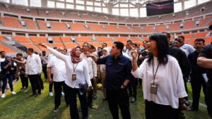 Erick Thohir cek kesiapan Jakarta Internasional Stadium. (dok. PSSI)
