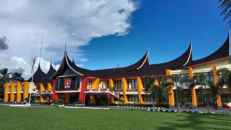 Kantor Bupati Agam. Dok Antara/Yusrizal