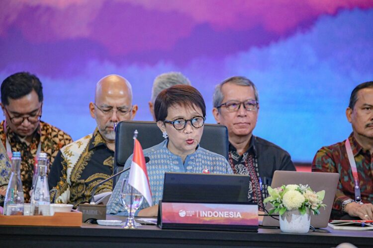 Menteri Luar Negeri (Menlu) RI Retno Marsudi, dalam Pembukaan Pertemuan Komisi Area Bebas Senjata Nuklir Asia Tenggara (SEANFWZ) di Hotel Shangri-La, Jakarta Pusat, Selasa (11/7/2023). (Foto: InfoPublik/Agus Siswanto)