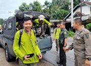 Minim Transportasi Umum, Siswa SMP di Bungus Teluk Kabung Padang Diangkut Mobil Dinas Danramil