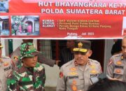 Peduli Personel, Kapolda Sumbar Anjangsana Bedah Rumah di Padang