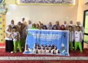 Mahasiswa Keperawatan Unand Latih Kesiapsiagaan Bencana untuk Anak di Parupuk Tabing Padang