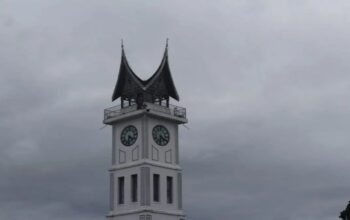 Jam Gadang Bukittinggi. (Foto: Dok. Antara/Al Fatah)