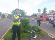 Pikap Tabrakan dengan Angkot di Padang, Kedua Sopir Luka-luka