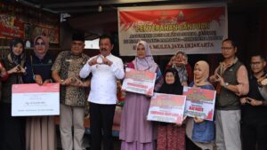 Bantuan atensi dari Kemensos RI untuk 155 KPM di Padang Panjang. (dok. Kominfo Padang Panjang)