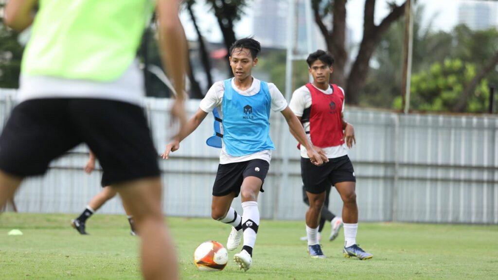 Latihan pemain Garuda untuk persiapan AFF U-23 2023. (dok. PSSI)