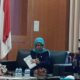 Arif Yumardi mewakili KI Sumbar dalam diskusi panel di gedung Pascasarjana FK Unand. (dok. istimewa)