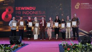 Semen Padang raih penghargaan PR Indonesia. (dok. Humas)