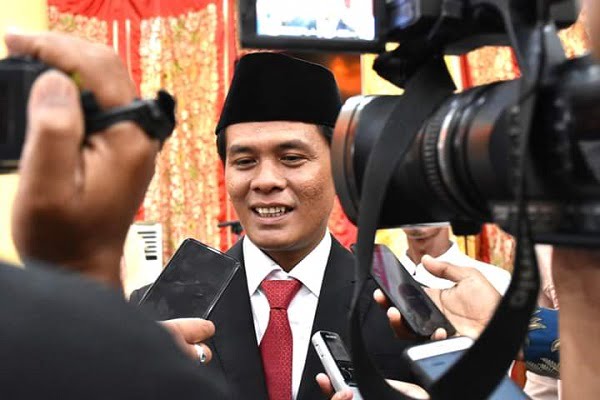 Ketua DPRD Kota Pariaman, Harpen Agus Bulyandi. (Foto: Dok. Istimewa)