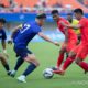 Pemain Timnas U-24 berebut bola dengan pemain China Taipei. (dok. NOC Indonesia)