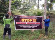 BKSDA Sumbar Pasang Spanduk Stop Bakar Hutan dan Lahan di Agam dan Padangpariaman