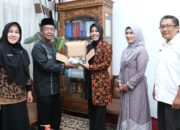 Legislator Cantik Ini Datangi Disdukcapil Bukittinggi, Ada Apa Ya?