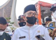 Warga Padang yang Butuh Air Bersih Bisa Hubungi Nomor Ini